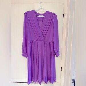 Gorgeous 1980s secretary, pleaded polyester dress